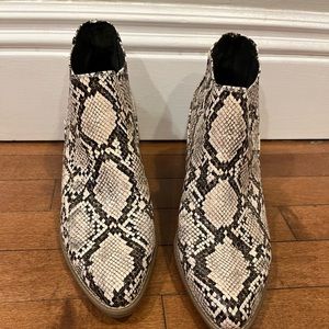 A.N.A Women’s size 11 booties snakeskin. New